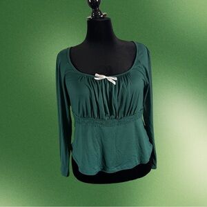 Women's Green Long Sleeve Top